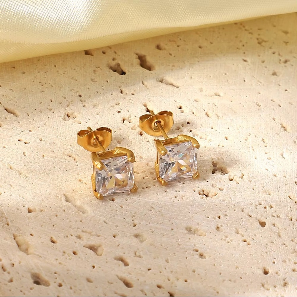18K Gold Plated Cubic Zirconia Stud Earrings